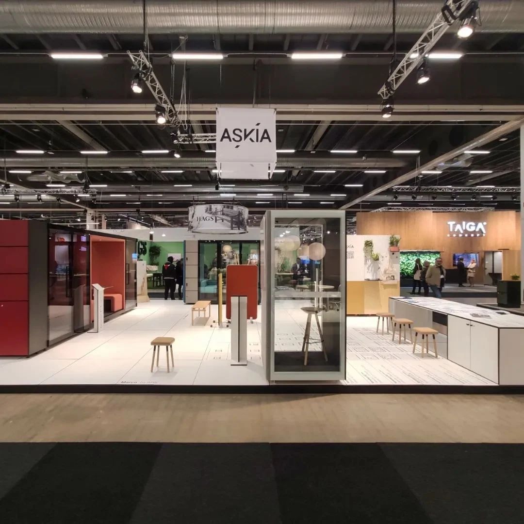 Askia Furniture exhibition stand using the modular white flooring system