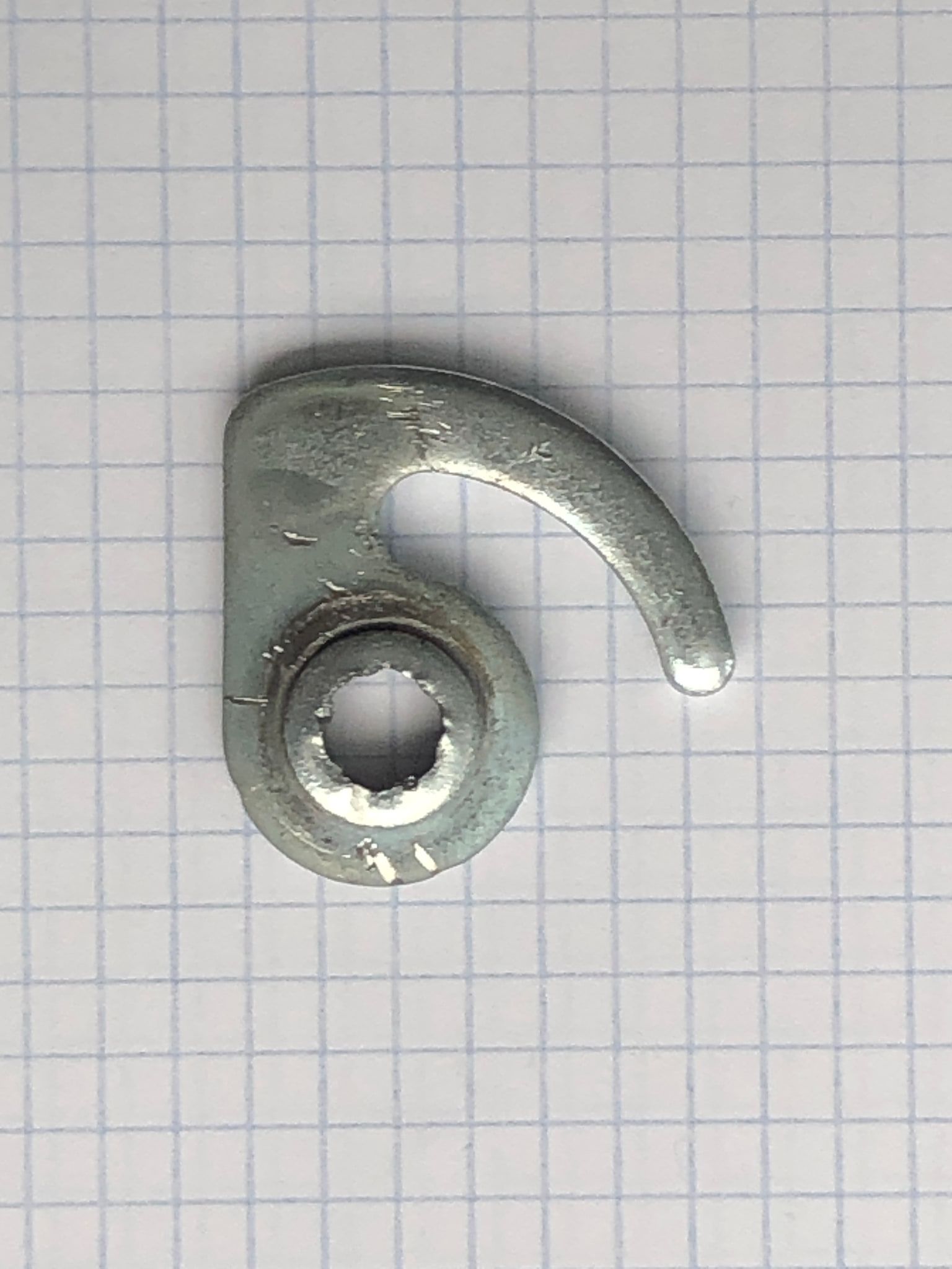 Small metal hook prototype for the modular panel connection system